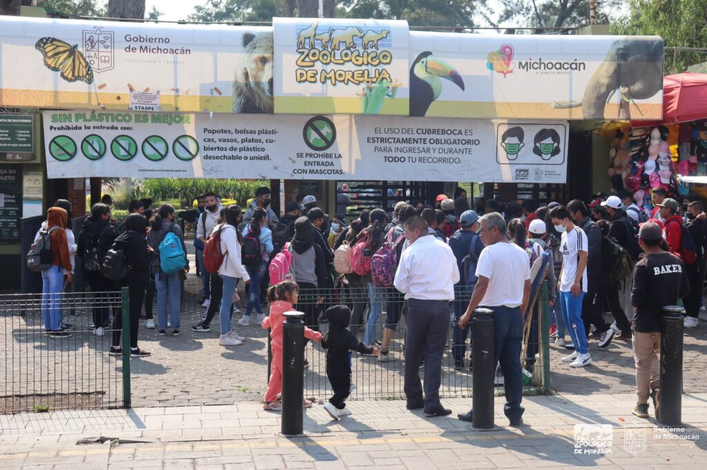 Personas con discapacidad entran gratis al Zoológico de Morelia