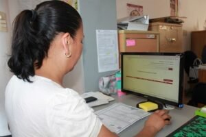 Brindan servicios de atención jurídica y psicológica a mujeres violentadas