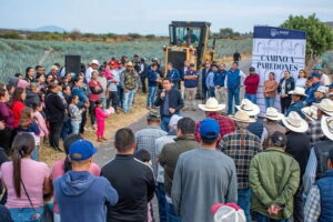 Inician rehabilitación de acceso a Paredones en La Piedad