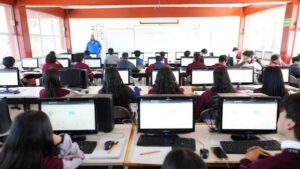 Con Plan Michoacán, 7 mil estudiantes michoacanos se capacitan en Inteligencia Artificial