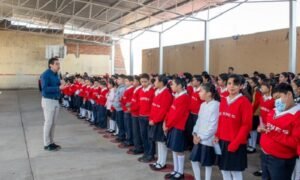 Más de 4 mil estudiantes favorecidos con beca municipal