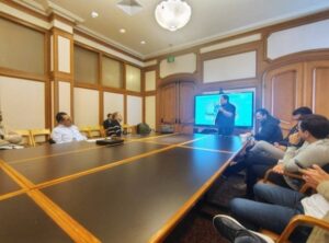 Fortalecen vínculos internacionales para impulsar competencia de robótica.