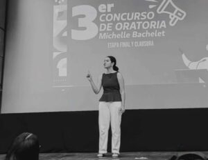 Joven piedadenses gana concurso de oratoria de U de G