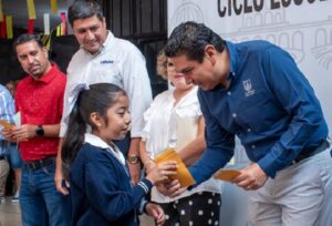 Arranca periodo de pago de becas municipales en La Piedad