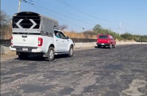 Avance intensión de reparar carretera en salida hacia Guadalajara