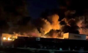 Incendio acaba con empresa Bachoco en Jalisco