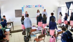Adelantan fin del ciclo escolar 2026