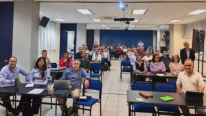 Fortalece UNIVA la evaluación académica con capacitación docente