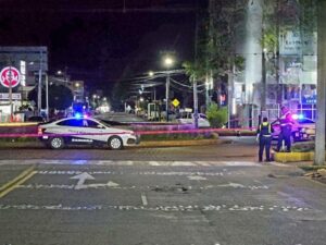 Motociclista muere al impactarse la glorieta 5 de Mayo