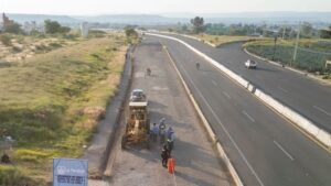 Inicia rehabilitación del acceso a Villas de la Loma en La Piedad