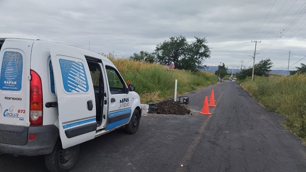 Suspenden temporalmente el servicio de agua potable en Ojo de Agua por reparación de fuga