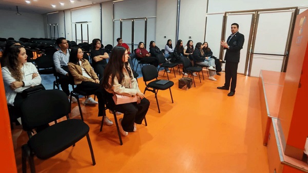 Estudiantes de UNIVA La Piedad conocen estrategias de marca e inclusión en el CRIT Michoacán
