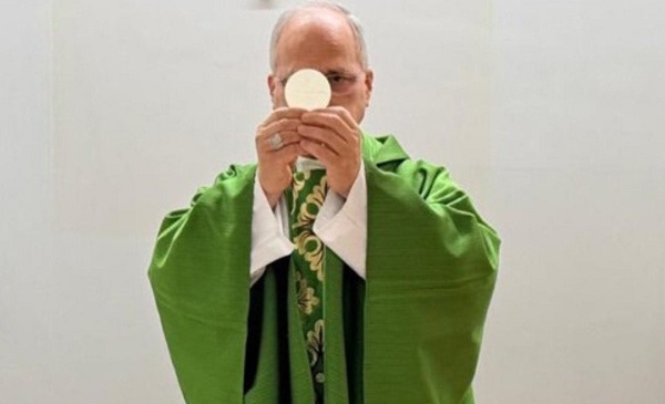 El papa León XIV celebra misa en el Hospital Gemelli y agradece al personal médico